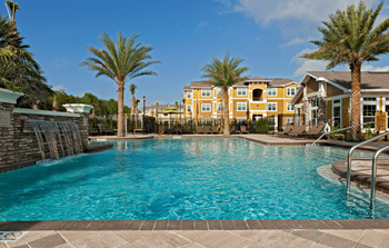 Resort-style swimming pool, splash pool and heated spa